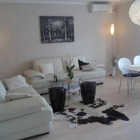 Silva Apartman *